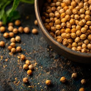 Whole Coriander Seeds by HajMadi