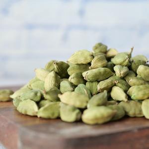 Whole Cardamom by HajMadi